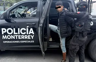 Detienen a hombre por actos inmorales y agresión a policías en Monterrey