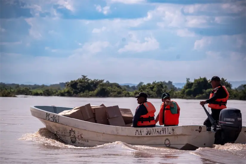 Los apoyos continúan llegando a familias damnificadas de Veracruz | Foto: FB