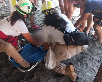 Bañistas en Chiapas fueron arrastrados por el mar