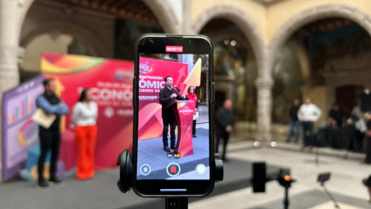 Esteban Villegas anuncia millonaria inversión minera | Foto: Alejandro Ávila