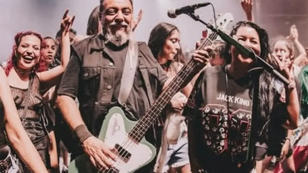 La dura respuesta del hijo de AMLO a Paco Ayala, de Molotov, en X: Nuestro país está mejor que nunca