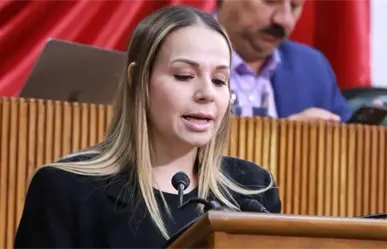 Aile Tamez presenta plan para regular la operación y mantenimiento de bicis y patinetas eléctricas en Nuevo León