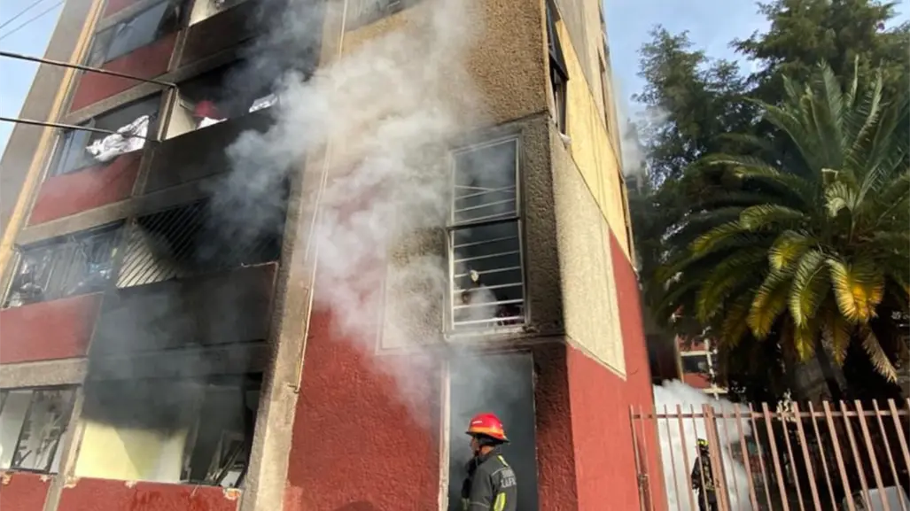 FOTOS | Explosión en Tlalnepantla deja tres lesionados y más de 600 personas evacuadas