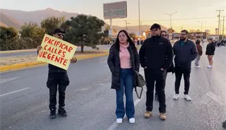 Vecinos bloquean el bulevar Miguel Arizpe de la Maza en Saltillo: ¿cuál es su demanda?