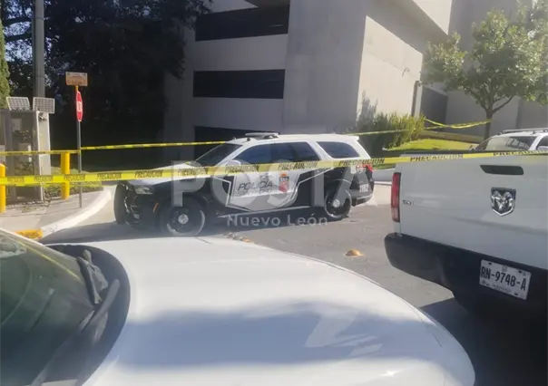 Empleada doméstica muere al caer de séptimo piso de la Torre Alpino en San Pedro Garza García