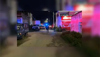 Una pareja y su bebé por nacer pierden la vida en Cancún en un ataque  a balazos