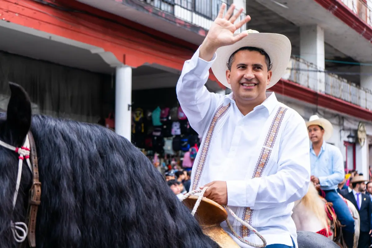 Carlos Manzo. Foto: Facebook (Carlos Manzo)