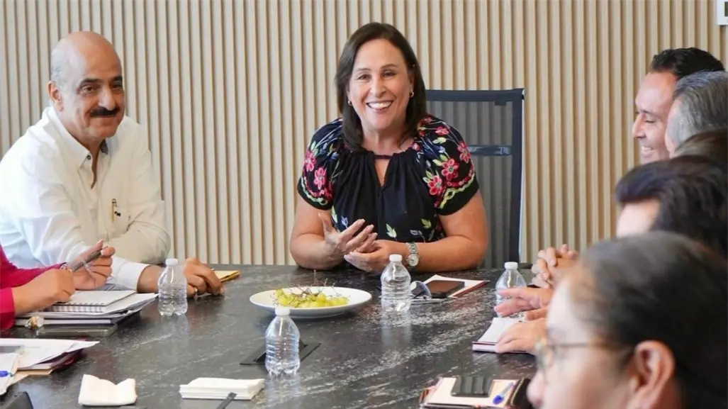 Veracruzanos critican a la gobernadora Rocío Nahle por aumentar su sueldo