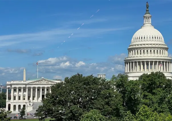 Senado de EU aprueba acuerdo para permitir la reapertura del gobierno federal