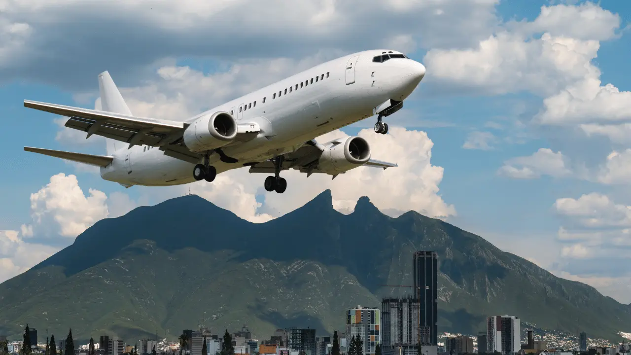 El aeropuerto informó que el incidente no afectó las operaciones regulares ni generó retrasos significativos. Foto: Canva.