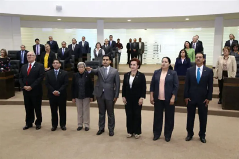 David Cerda Zúñiga, tomó protesta como Secretario General del Congreso del Estado | Foto: Congreso de Tamaulipas
