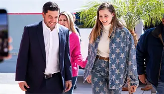 Tarjeta Ayudamos Nuevo León: Raúl Cantú y Mariana Rodríguez empiezan programa de beneficio a mujeres en Salinas Victoria