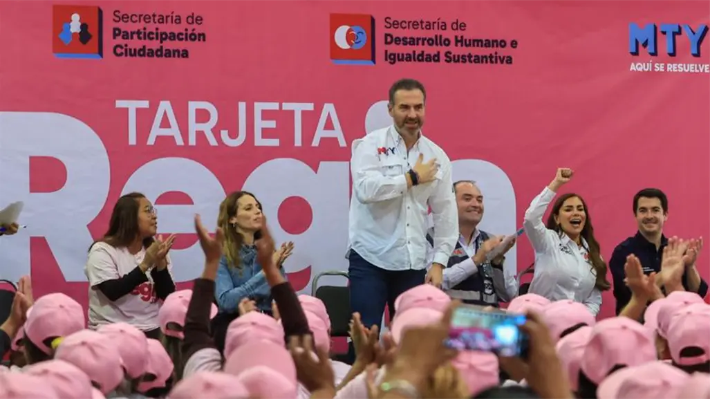 Monterrey reconoce y fortalece a las mujeres con entrega de Tarjeta Regia Plus en Parque Aztlán