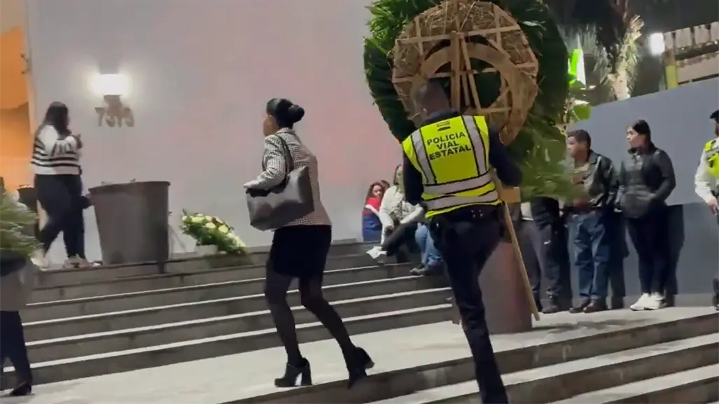 Familiares despiden a Libna Mata y Gisela Ceballos, policías asesinadas en El Salto, Jalisco