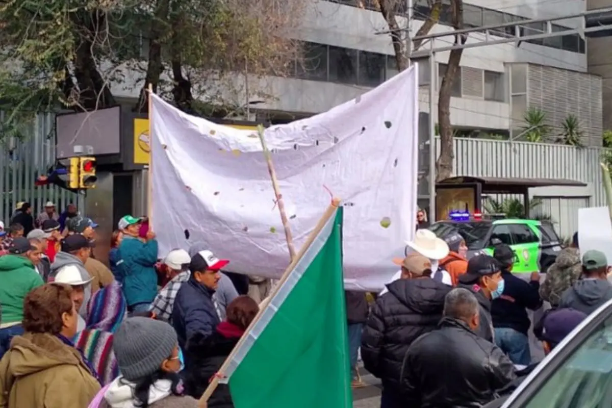 Bloqueo vial en CDMX. Foto: X (@OVIALCDMX)