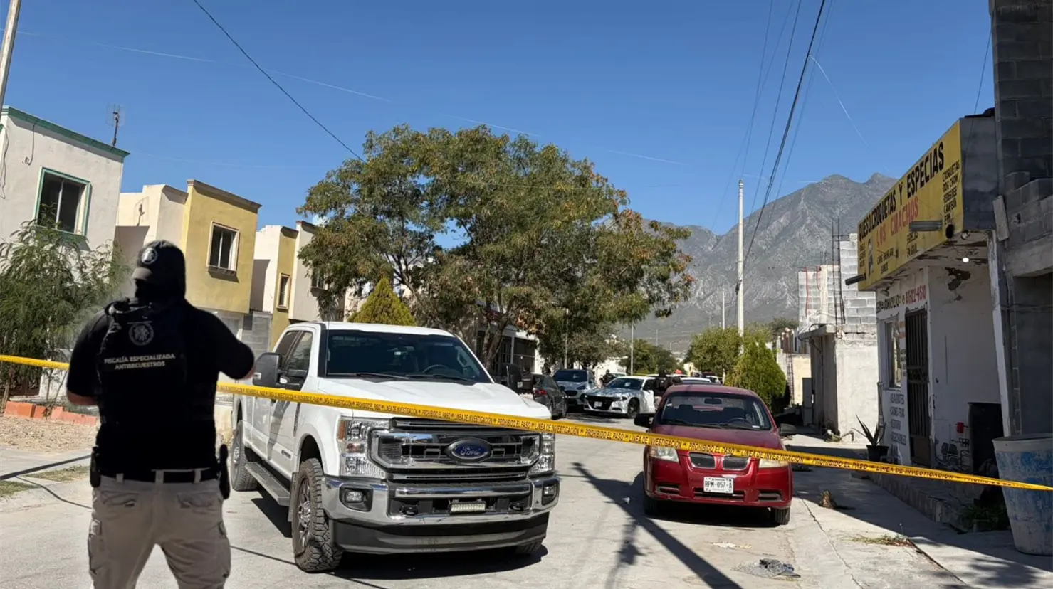 Operativo desplegado en García Foto: Fiscalía General de Justicia del Estado de Nuevo León