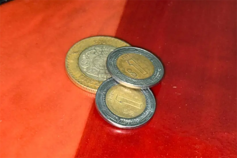 La tarifa del transporte público se incrementa de 11 a 12 pesos. Foto: Axel Hassel