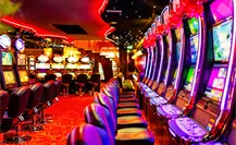 UIF bloquea 13 casinos, dos de Grupo Salinas, por presunto lavado de dinero