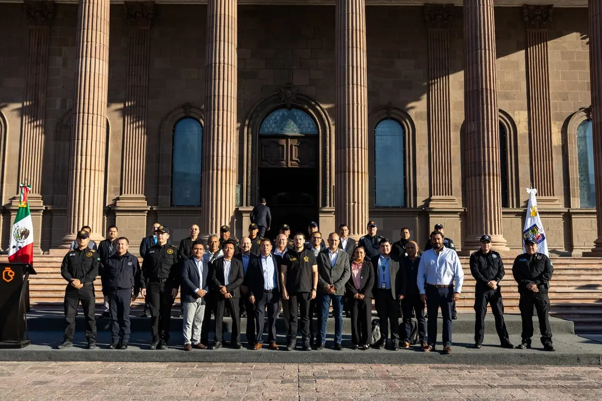 El operativo de seguridad del Buen Fin 2025 contempla la participación de Fuerza Civil, Guardia Nacional y las policías municipales de todo Nuevo León. Foto: Gobierno de Nuevo León.