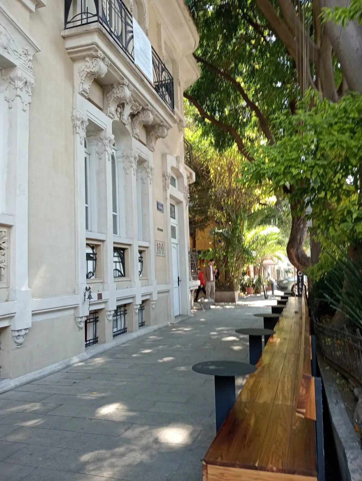 imagen recuadro Exterior de la cafetería Ding Dong. Foto: X @LaColoniaJuarez