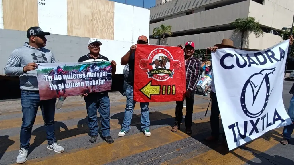 Carrileros piden al Gobierno de Chiapas levantar prohibición de carreras de caballos