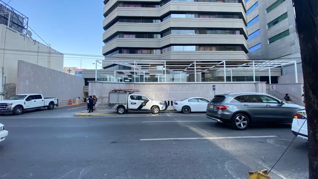 Catean consultorio médico en Monterrey; investigan posible secuestro de una influencer