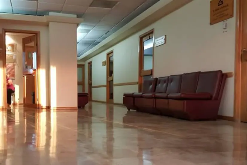 imagen recuadro La Fiscalía Antisecuestros realiza el cateo de un consultorio médico en Monterrey en relación con la desaparición de una influencer. Foto: Google