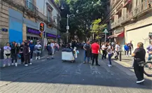 Comerciantes informales protestan en el Centro Histórico; exigen espacios de venta Comerciantes informales protestan en el Centro Histórico; exigen espacios de venta