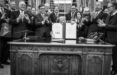 Donald Trump firma proyecto de reapertura del gobierno federal de Estados Unidos