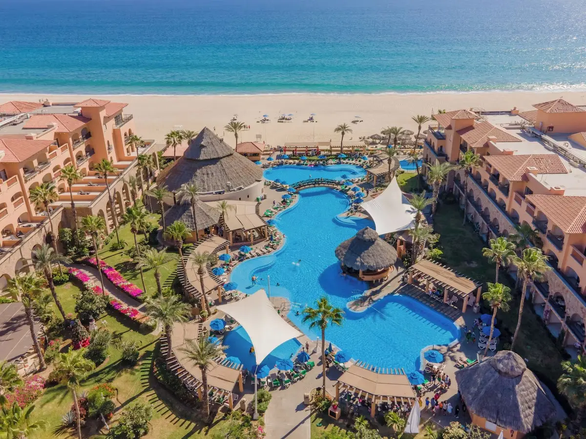 Vista área del hotel Royal Solaris en Los Cabos. Foto: Expedia.