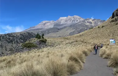 Huida épica en el Iztaccíhuatl: dos alpinistas escapan de asaltantes
