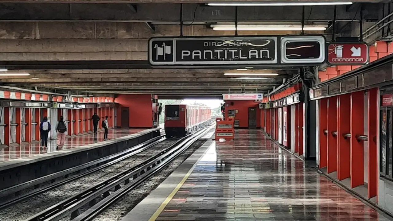Estación del Metro Velódromo. Foto: Maps Eduardo
