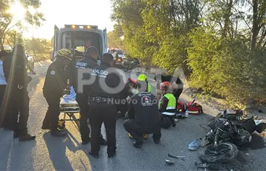 Motociclista grave tras chocar contra pipa en Santa Catarina