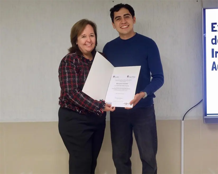 El estudiante Leonardo Gael Valdés Hernández, de la Facultad de Contaduría Pública y Administración (FACPYA) de la Universidad Autónoma de Nuevo León. Foto: FACPYA