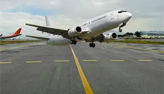 Pasajero convulsiona en avión antes del despegue en el Aeropuerto de Monterrey