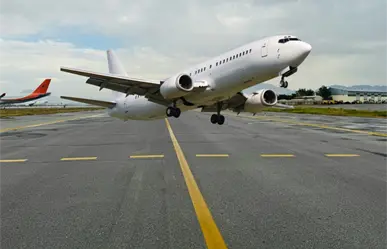 Pasajero convulsiona en avión antes del despegue en el Aeropuerto de Monterrey