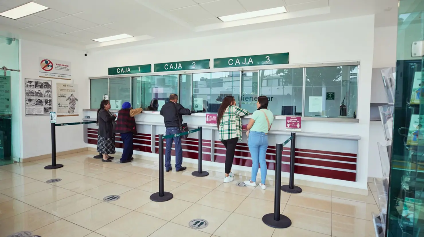 Hay sucursales del Banco del Bienestar en donde se ofrecen vacantes. Foto: Especial.