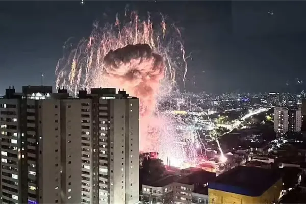 VIDEO | Explosión en tienda de pirotecnia deja una persona sin vida en Brasil VIDEO | Explosión en tienda de pirotecnia deja una persona sin vida en Brasil