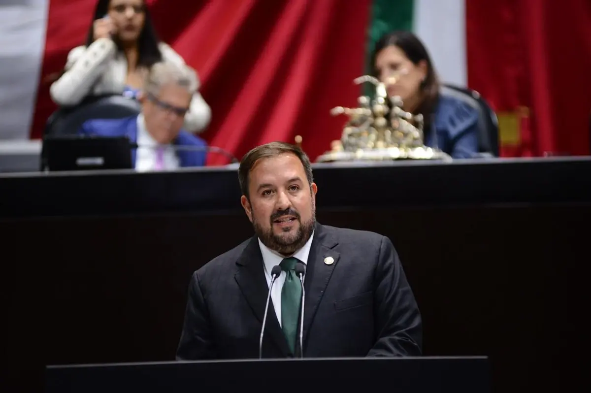 El diputado federal del Distrito 12, Héctor de la Garza, rindió su informe donde destacó el trabajo realizado en el municipio de Juárez, Nuevo León.