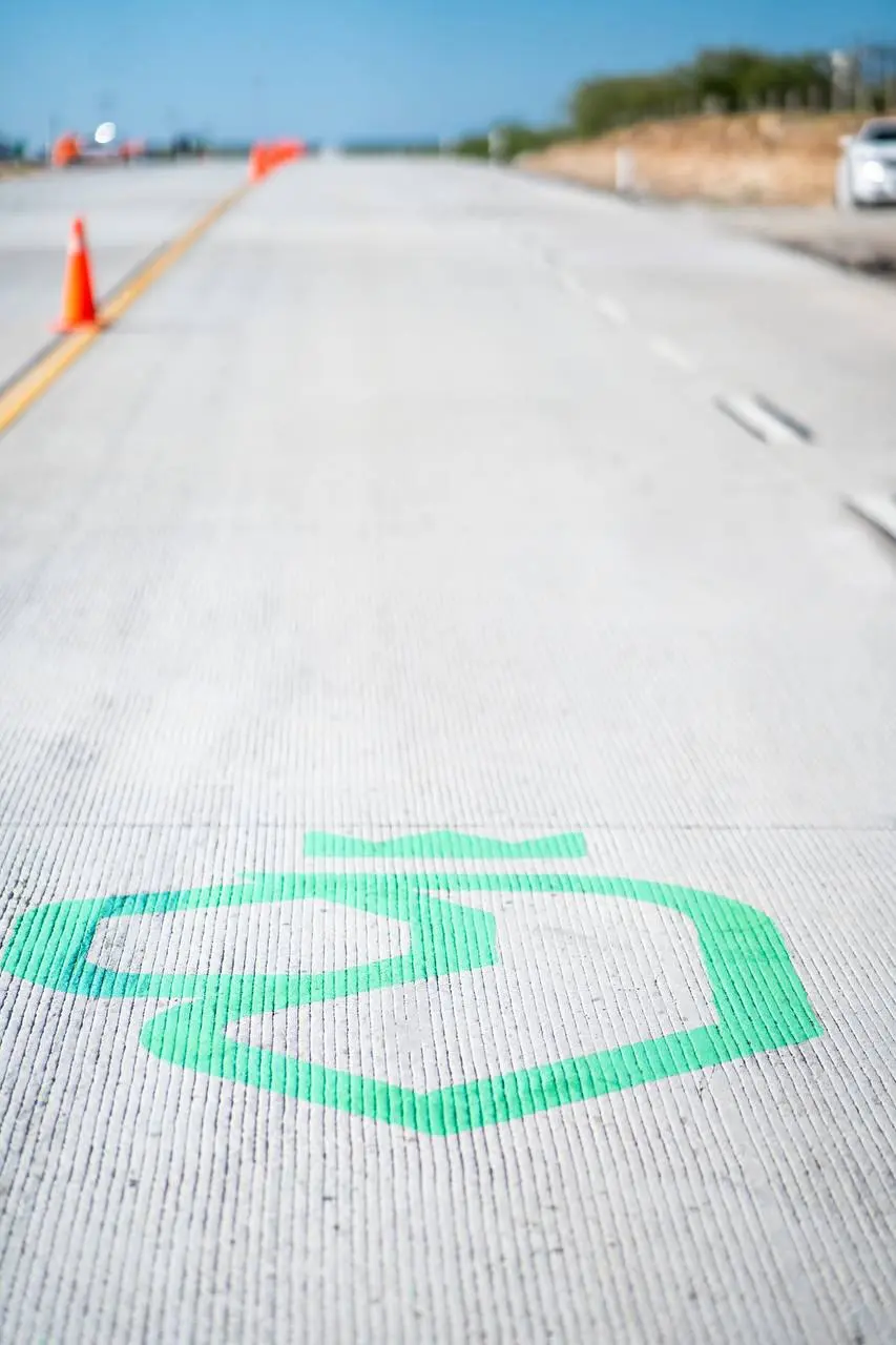 imagen recuadro La carretera La Gloria-Colombia es rápida, segura y gratuita para quienes viajen a la frontera de Anáhuac, Nuevo León, con Laredo, Texas. Foto: Facebook Gobierno de Nuevo León