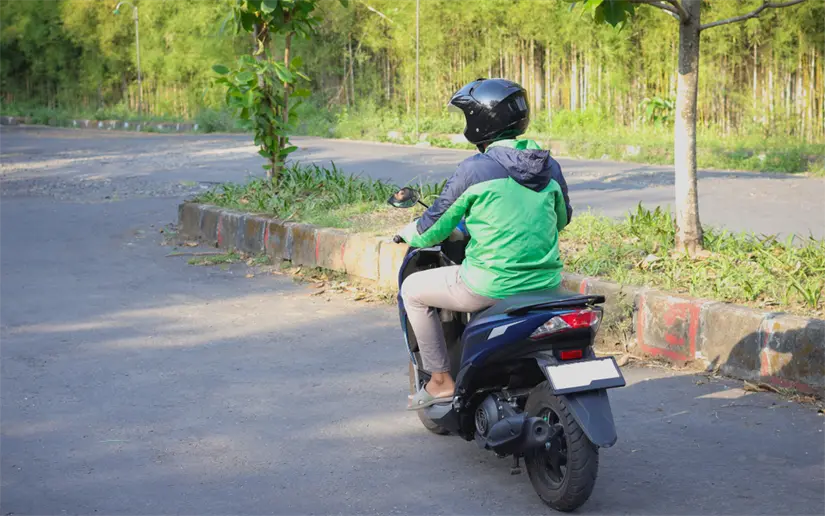 imagen recuadro Motociclista. Foto: Canva