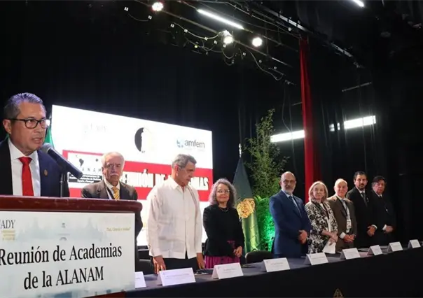 Destacan avances médicos en encuentro internacional de academias de medicina en Mérida