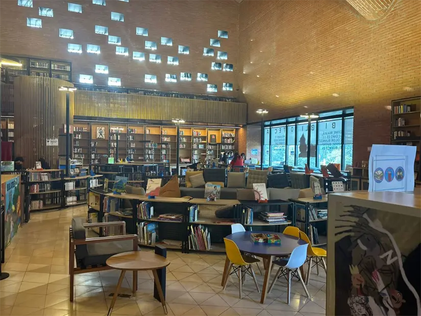 La Biblioteca del Salón de la Fama en Monterrey promueve la lectura y preserva la memoria del béisbol en México. Foto: Vianney Carrera