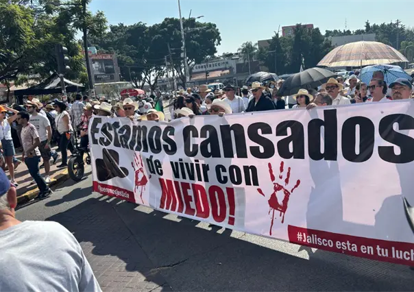 Inicia la Marcha de la Generación Z y la Marcha del Sombrero del Ángel de la Independencia al Zócalo