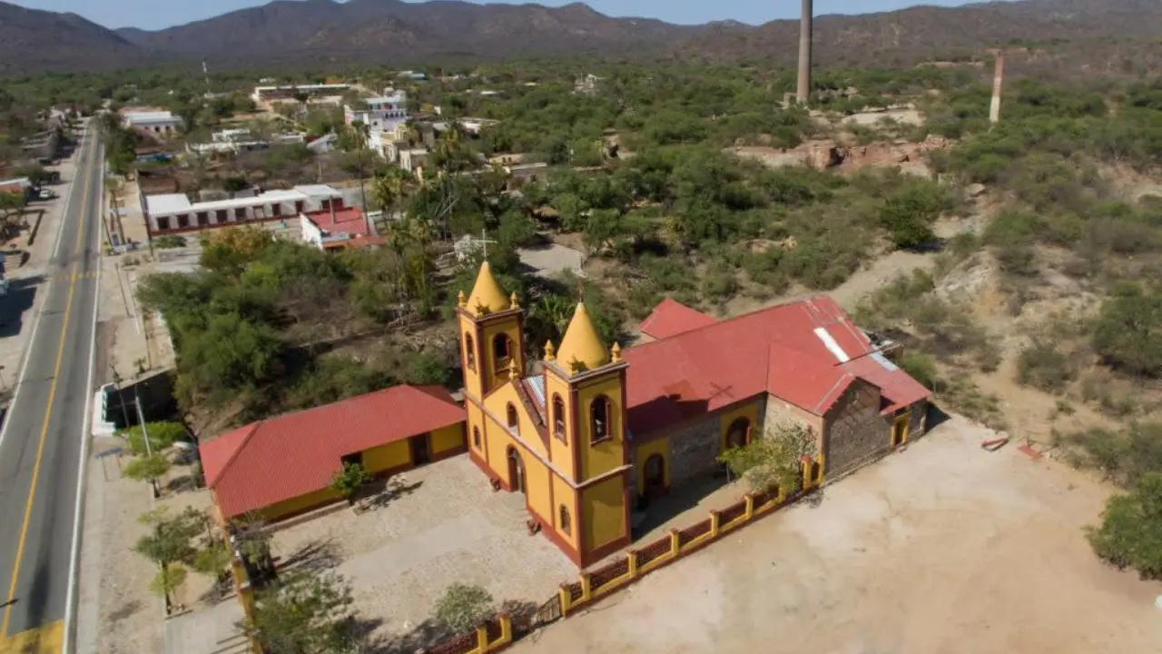 Vista área de el pueblo minero de El Triunfo, Baja California Sur. Foto: Go La Paz.