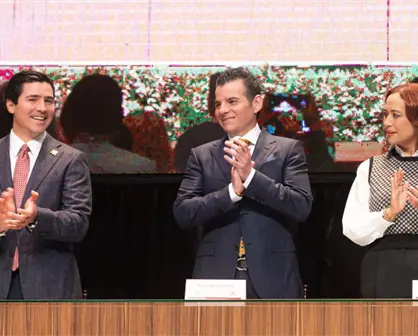 Miguel Flores destaca trabajo de servidores públicos de Nuevo León