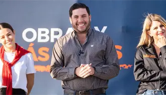 Salinas Victoria avanza: Raúl Cantú de la Garza inicia pavimentación en colonia Agrarista