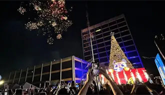 Encendido del Pino en la UANL: un evento lleno de música, luces y espíritu navideño