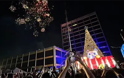 Encendido del Pino en la UANL: un evento lleno de música, luces y espíritu navideño Encendido del Pino en la UANL: un evento lleno de música, luces y espíritu navideño