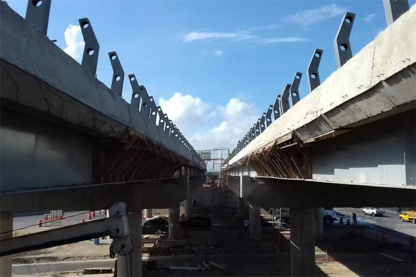 Obras públucas Foto : Axel Hassel